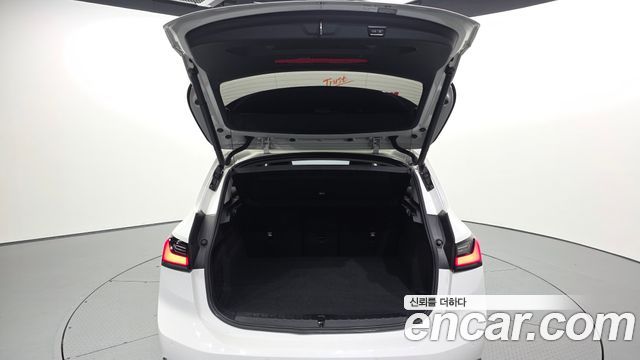 BMW 2 Series Active Tourer (U06) 220i Advantage 2023 — фото 20