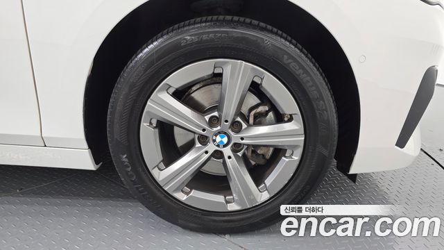 BMW 2 Series Active Tourer (U06) 220i Advantage 2023 — фото 21