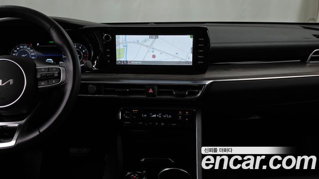 Kia K5 (III) 2.0 Noblesse 2023 — фото 14