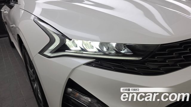 Kia K5 (III) 2.0 Noblesse 2023 — фото 22