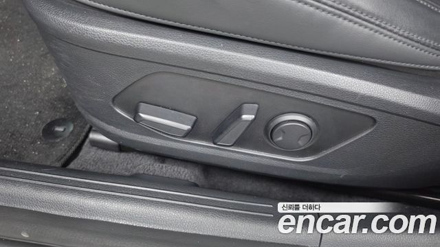 Kia K5 (III) 2.0 Noblesse 2023 — фото 30
