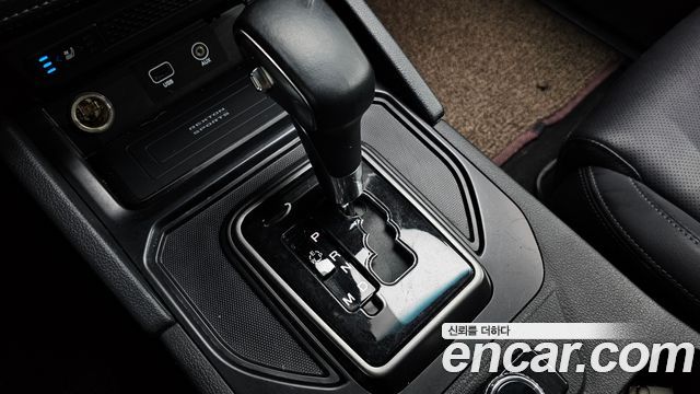 KG Mobility (SsangYong) Rexton Sports Khan Diesel 2.2 4WD Prestige 2021 — фото 9