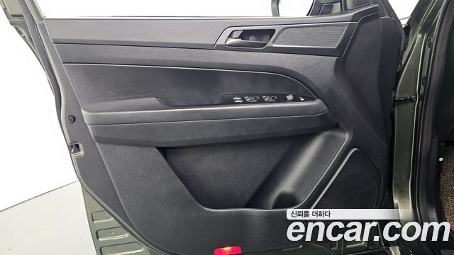 KG Mobility (SsangYong) Rexton Sports Khan Diesel 2.2 4WD Prestige 2021 — фото 24
