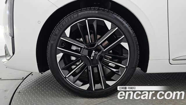 Kia K8 Hybrid Signature 2025 — фото 5