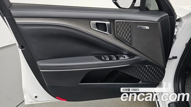 Kia K8 Hybrid Signature 2025 — фото 24