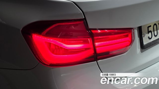 BMW 3 Series (F30) 320i M Sport 2018 — фото 23