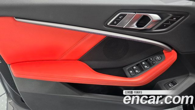 BMW 1 Series (F40) 120i M Sports 2021 — фото 24