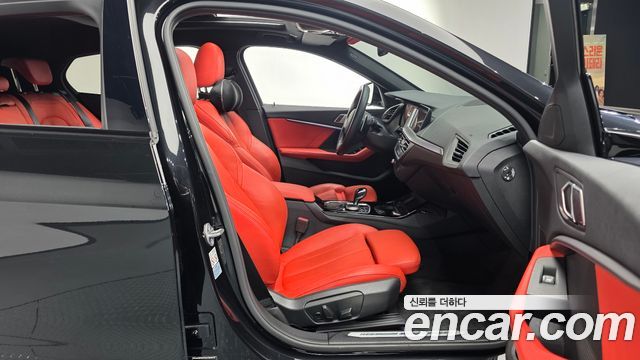 BMW 1 Series (F40) 120i M Sports 2021 — фото 26