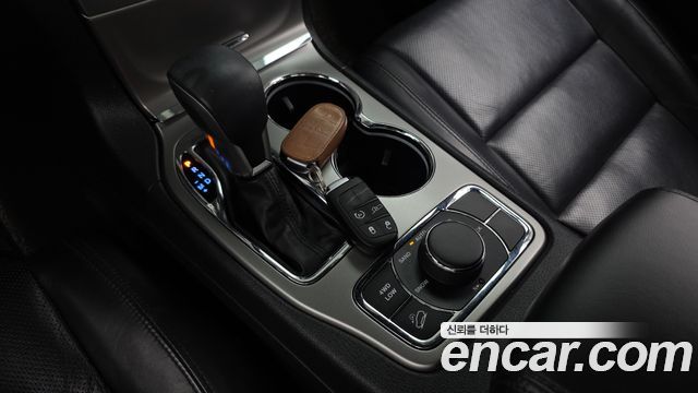 Jeep Grand Cherokee 3.6 Limited WK2 2018 — фото 9
