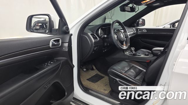 Jeep Grand Cherokee 3.6 Limited WK2 2018 — фото 10