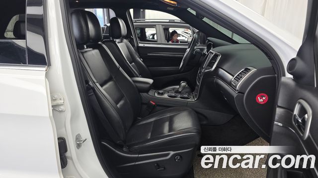 Jeep Grand Cherokee 3.6 Limited WK2 2018 — фото 11