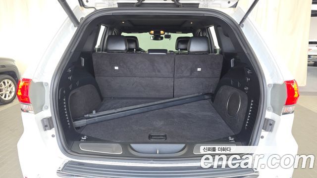 Jeep Grand Cherokee 3.6 Limited WK2 2018 — фото 20