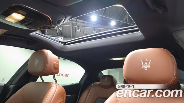 Maserati Ghibli 3.0 Diesel GranLusso 3rd 2019 — фото 16