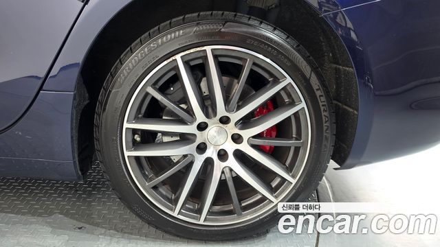 Maserati Ghibli 3.0 Diesel GranLusso 3rd 2019 — фото 21