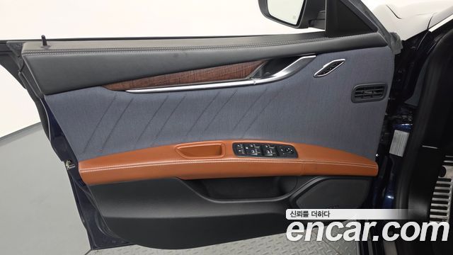 Maserati Ghibli 3.0 Diesel GranLusso 3rd 2019 — фото 24
