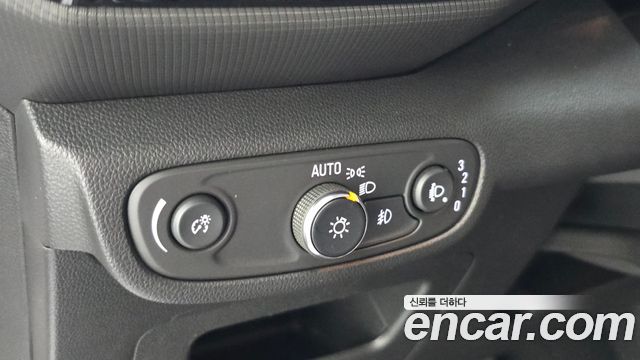 Chevrolet Trailblazer 1.3 Turbo 2WD Premier 2022 — фото 30
