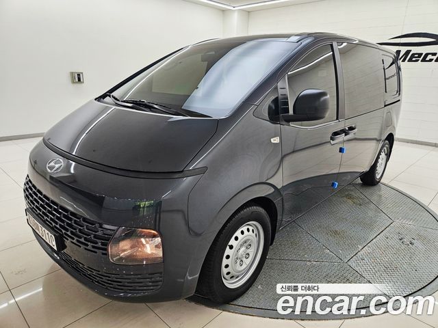 Hyundai Staria Cargo 5-Seater Smart 2023 — фото 3
