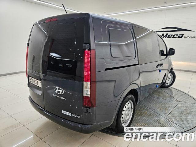 Hyundai Staria Cargo 5-Seater Smart 2023 — фото 4
