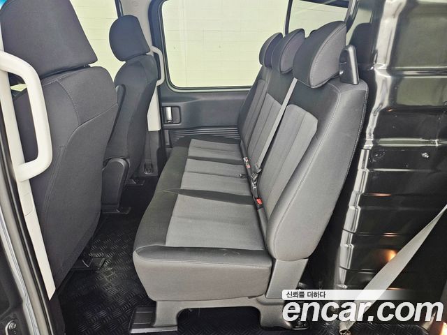 Hyundai Staria Cargo 5-Seater Smart 2023 — фото 15