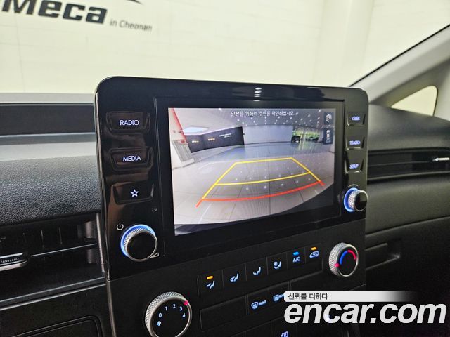 Hyundai Staria Cargo 5-Seater Smart 2023 — фото 16