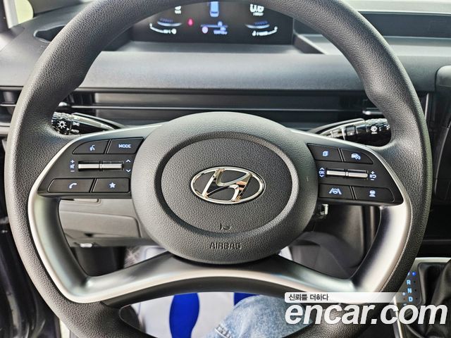 Hyundai Staria Cargo 5-Seater Smart 2023 — фото 18