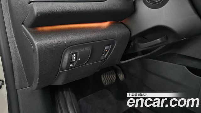 Renault Korea SM6 2.0 GDe LE 2016 — фото 18