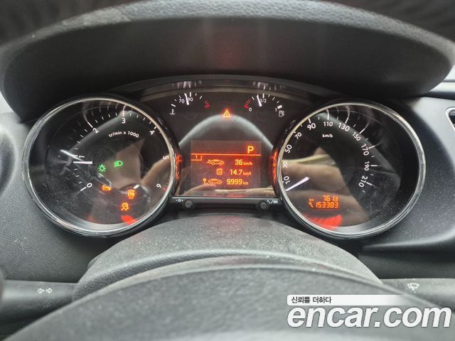 Peugeot 3008 2.0 HDi First Generation 2015 — фото 8