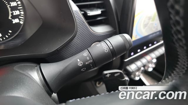 Renault Korea XM3 1.6 GTe LE 2023 — фото 18