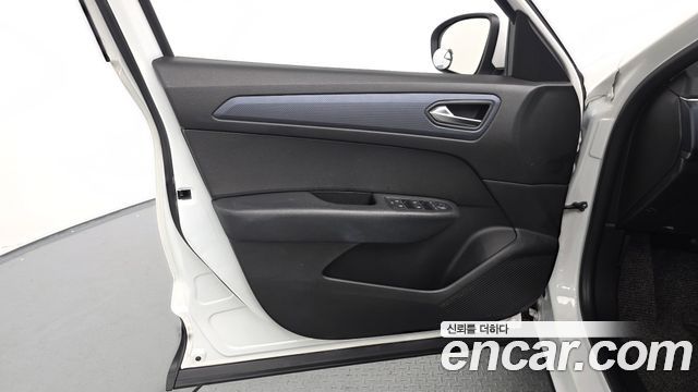 Renault Korea XM3 1.6 GTe LE 2023 — фото 24