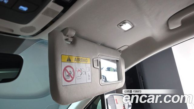 Hyundai Santa Fe HEV 1.6 2WD Prestige 2023 — фото 37