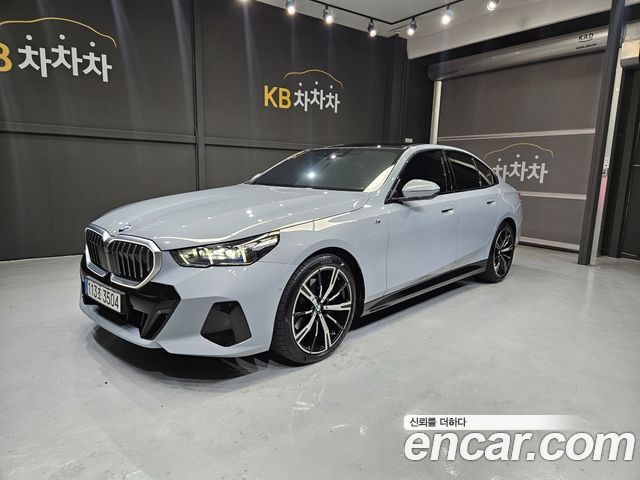 BMW 5 Series (G60) 530i xDrive M Sport
