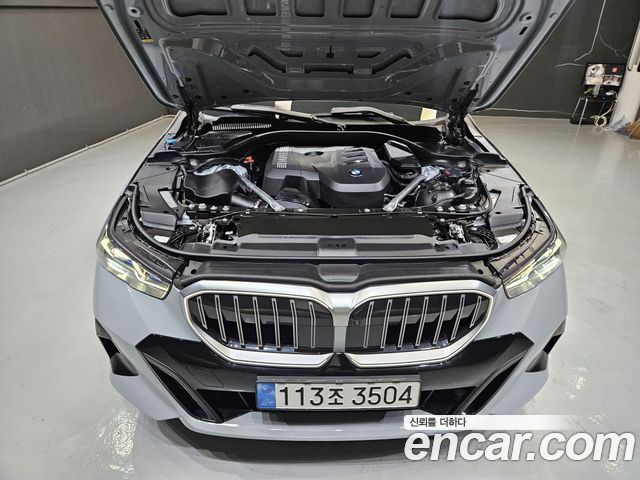 BMW 5 Series (G60) 530i xDrive M Sport 2025 — фото 6