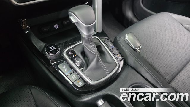 Kia Seltos Gasoline 1.6 Turbo 2WD Prestige 2023 — фото 9