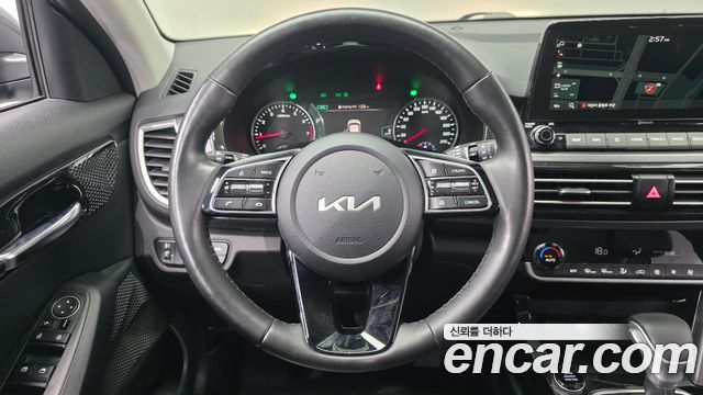 Kia Seltos Gasoline 1.6 Turbo 2WD Prestige 2023 — фото 18