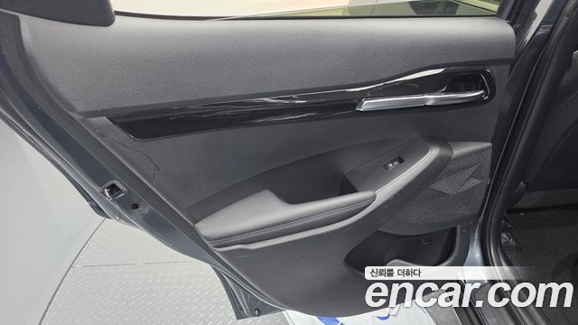 Kia Seltos Gasoline 1.6 Turbo 2WD Prestige 2023 — фото 31