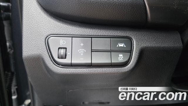 Kia Seltos Gasoline 1.6 Turbo 2WD Prestige 2023 — фото 33