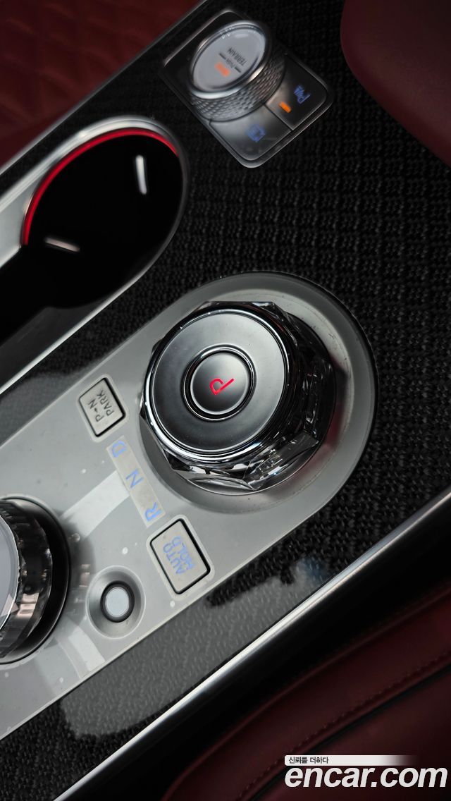 Genesis GV80 Coupe 2.5T Gasoline AWD 2024 — фото 9