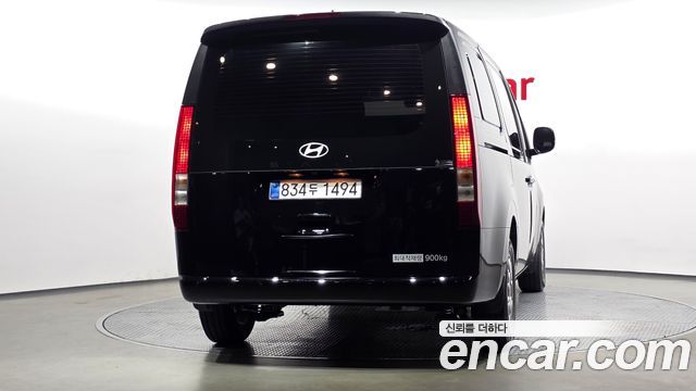 Hyundai Staria HEV 1.6T Cargo 2-Seater Modern 2026 — фото 4