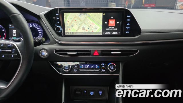 Hyundai Sonata (DN8) 1.6 Turbo Premium Plus 2022 — фото 32