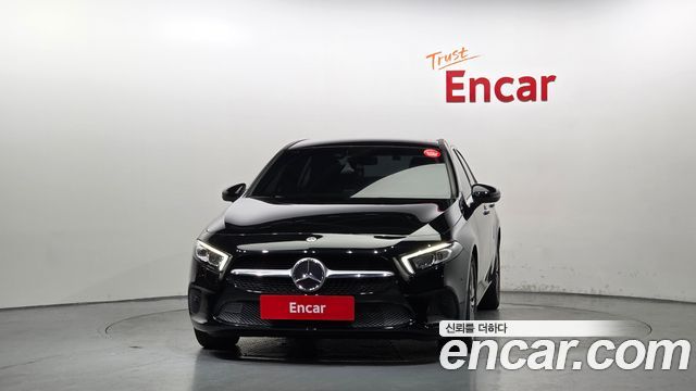 Mercedes-Benz A-Class (W177) A220 Sedan 2021 — фото 3