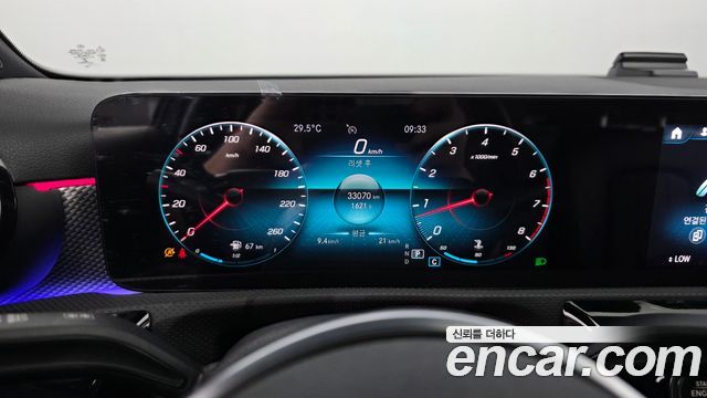 Mercedes-Benz A-Class (W177) A220 Sedan 2021 — фото 8