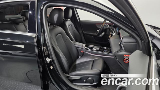 Mercedes-Benz A-Class (W177) A220 Sedan 2021 — фото 12