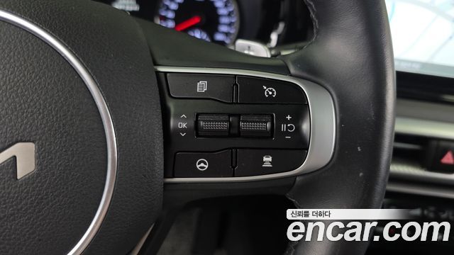 Kia K5 (III) 2.0 Prestige 2022 — фото 17