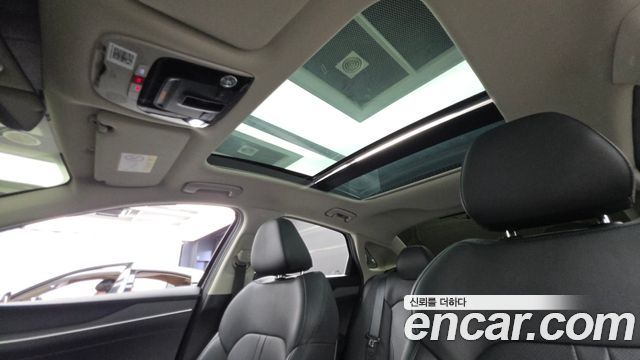 Kia K5 (III) 2.0 Prestige 2022 — фото 19