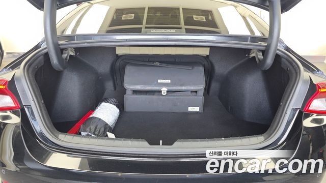 Kia K5 (III) 2.0 Prestige 2022 — фото 20
