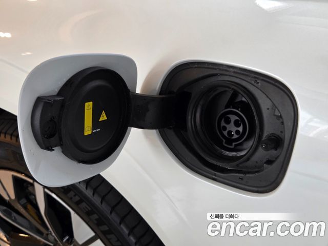 Volvo XC60 (II) T8 Ultra Bright 2026 — фото 22