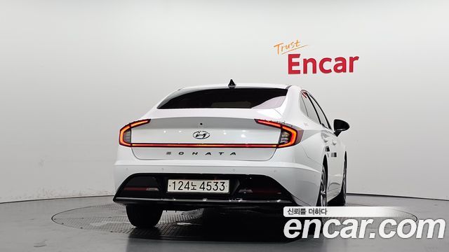 Hyundai Sonata (DN8) 2.0 Premium Plus 2022 — фото 4