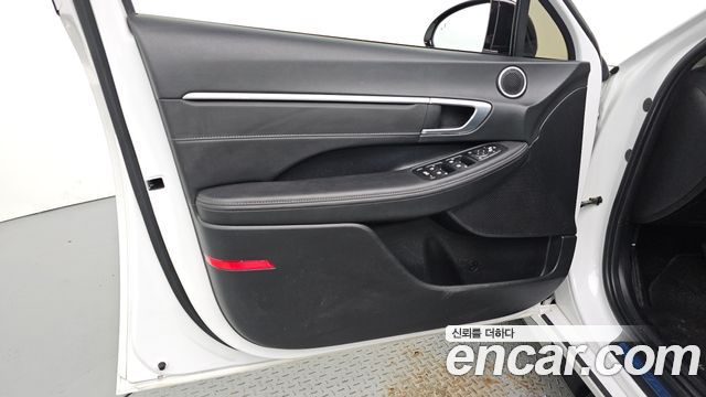 Hyundai Sonata (DN8) 2.0 Premium Plus 2022 — фото 24