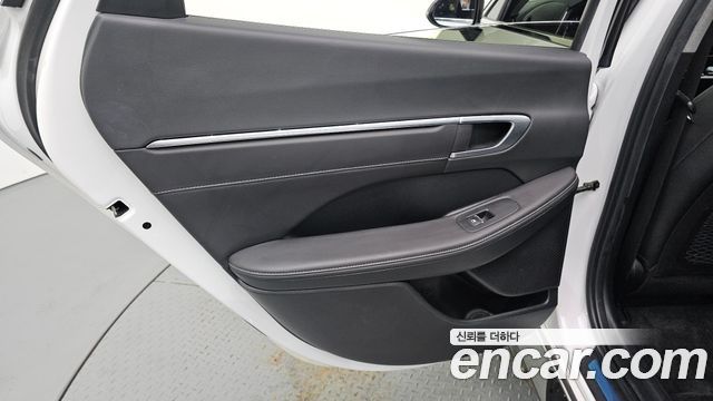 Hyundai Sonata (DN8) 2.0 Premium Plus 2022 — фото 25