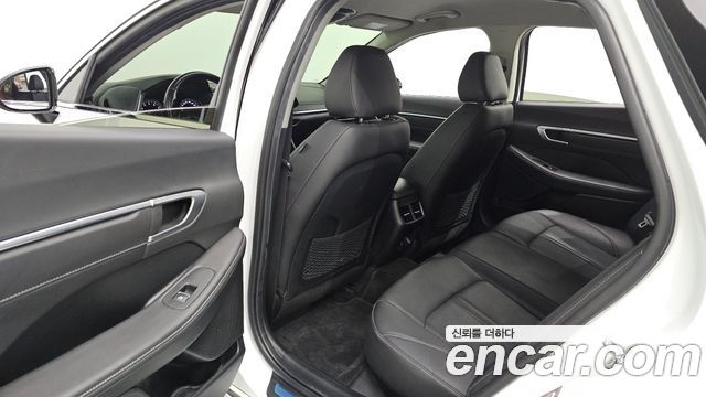 Hyundai Sonata (DN8) 2.0 Premium Plus 2022 — фото 26